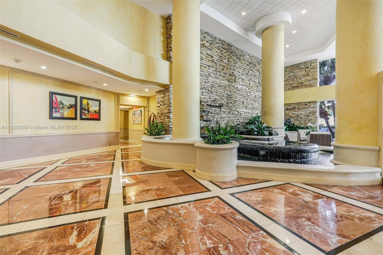 20281 E Country Club Dr, Unit 1412, Aventura, FL 33180 Photo