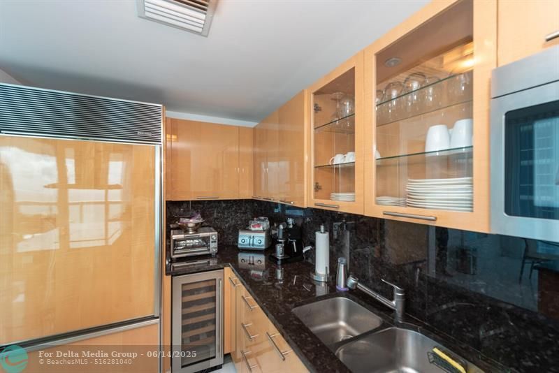 6899 Collins Avenue, Unit 908, Miami Beach, FL 33141 Photo