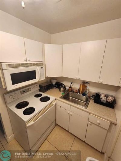 1801 NE 62nd St, Unit 105, Fort Lauderdale, FL 33308 Photo