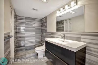 1901 S Ocean Dr, Unit 202, Hollywood, FL 33019 Photo