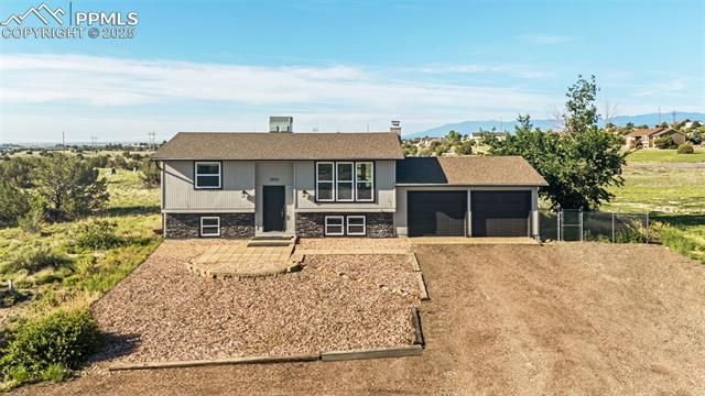 2054 W Locoweed Drive, Pueblo, CO 81007 Main Photo