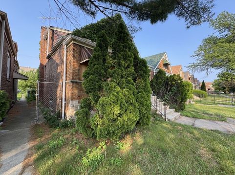 Main Photo