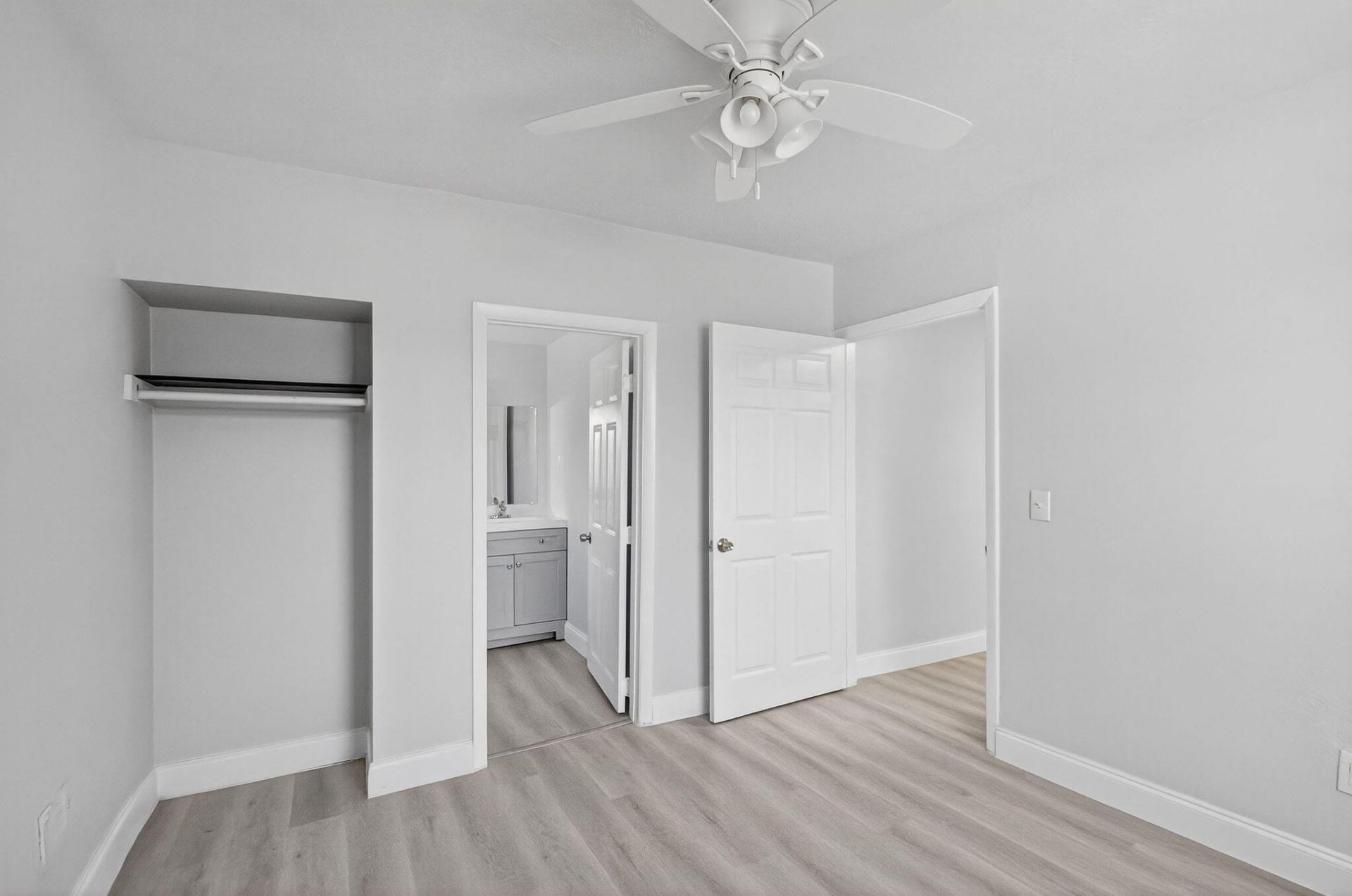 323 S E Street, Lake Worth Beach, FL 33460 Photo