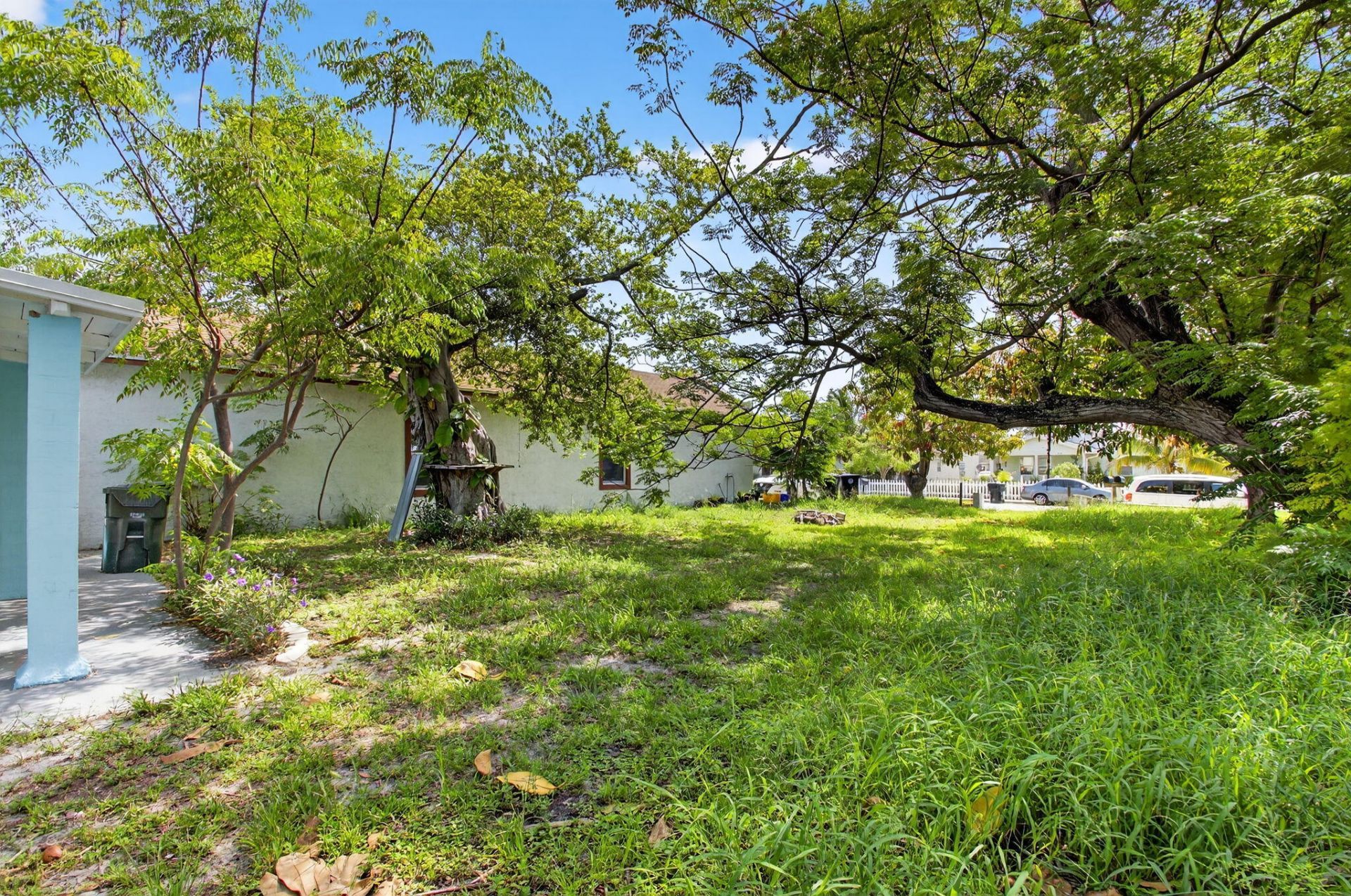 323 S E Street, Lake Worth Beach, FL 33460 Photo