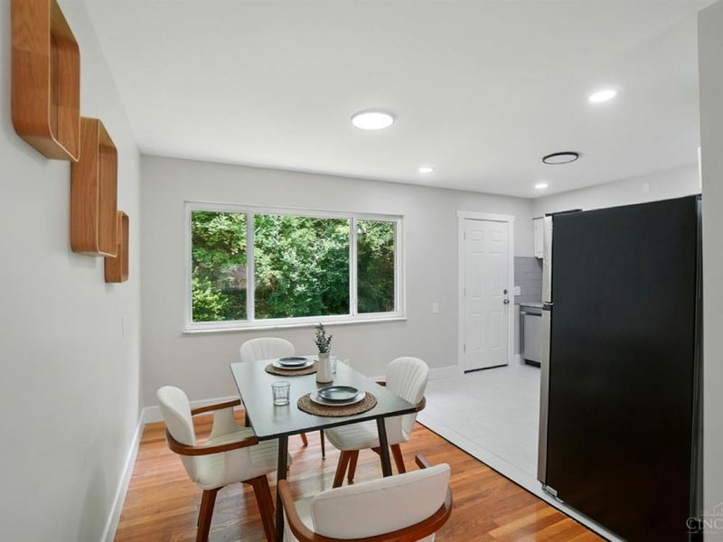 2962 Aquadale Lane, Cincinnati, OH 45211 Photo 11