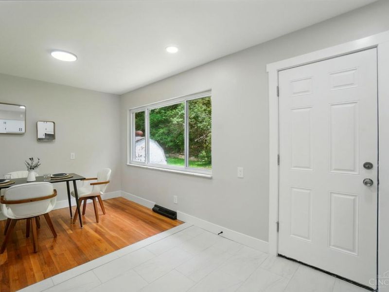 2962 Aquadale Lane, Cincinnati, OH 45211 Photo 18