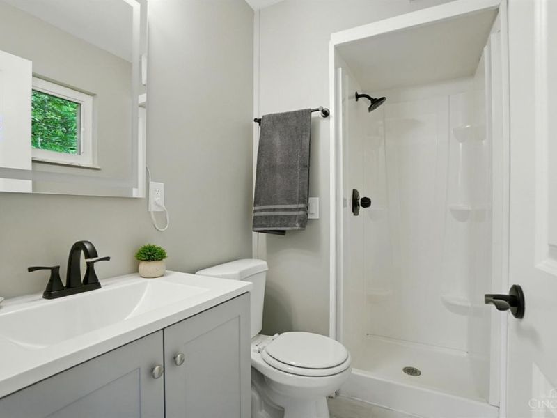 2962 Aquadale Lane, Cincinnati, OH 45211 Photo 23