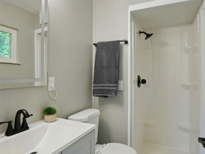 2962 Aquadale Lane, Cincinnati, OH 45211 Photo 24