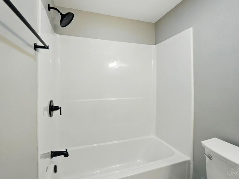 2962 Aquadale Lane, Cincinnati, OH 45211 Photo 42