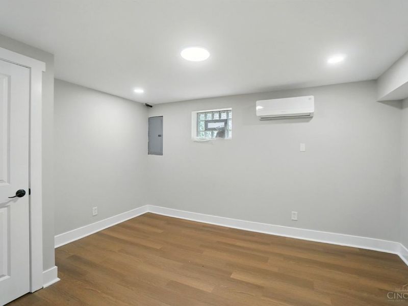 2962 Aquadale Lane, Cincinnati, OH 45211 Photo 44