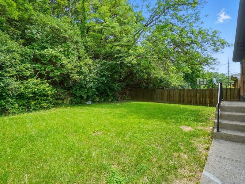 2962 Aquadale Lane, Cincinnati, OH 45211 Photo 50