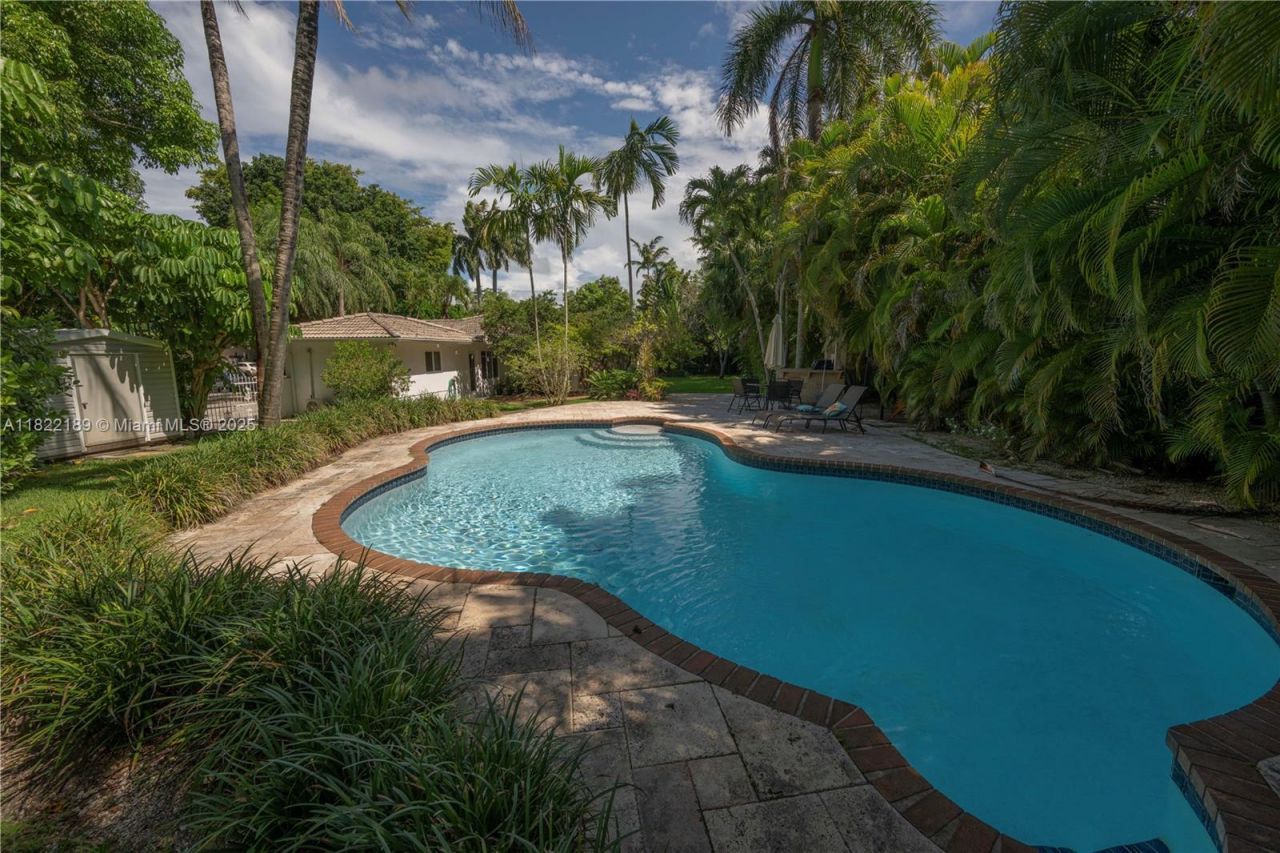 13200 SW 59th Ave, Pinecrest, FL 33156 Photo