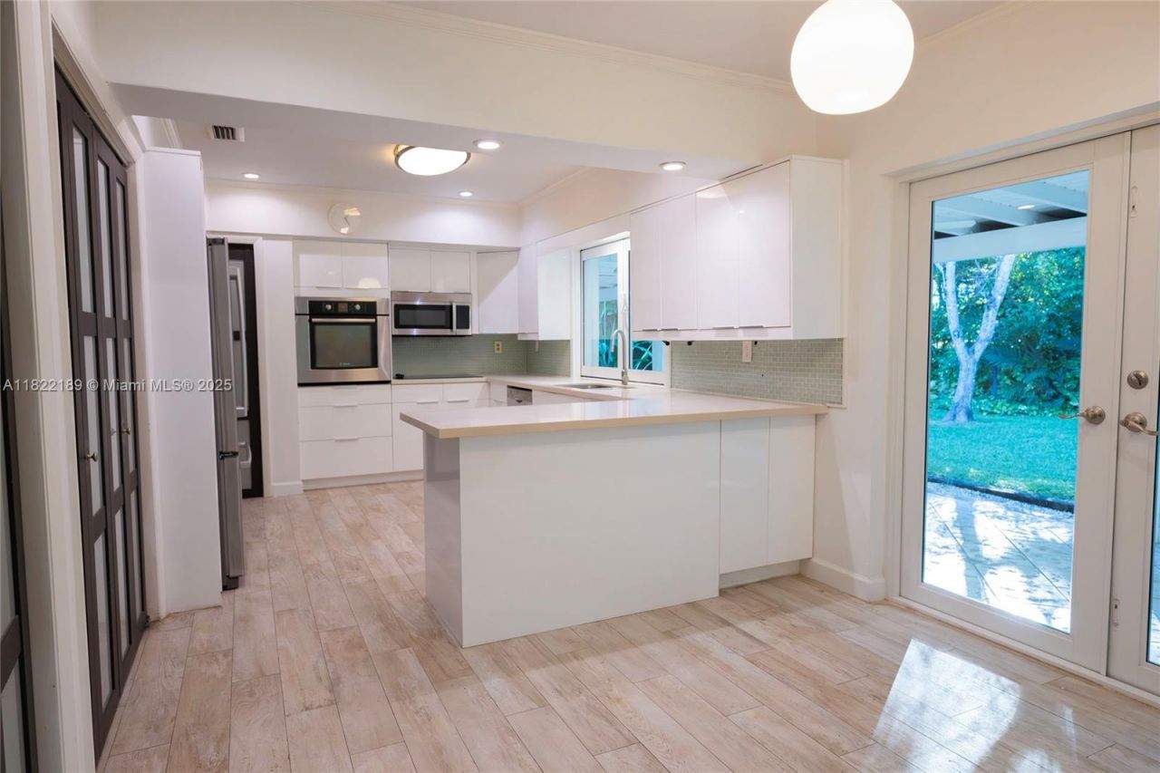 13200 SW 59th Ave, Pinecrest, FL 33156 Photo