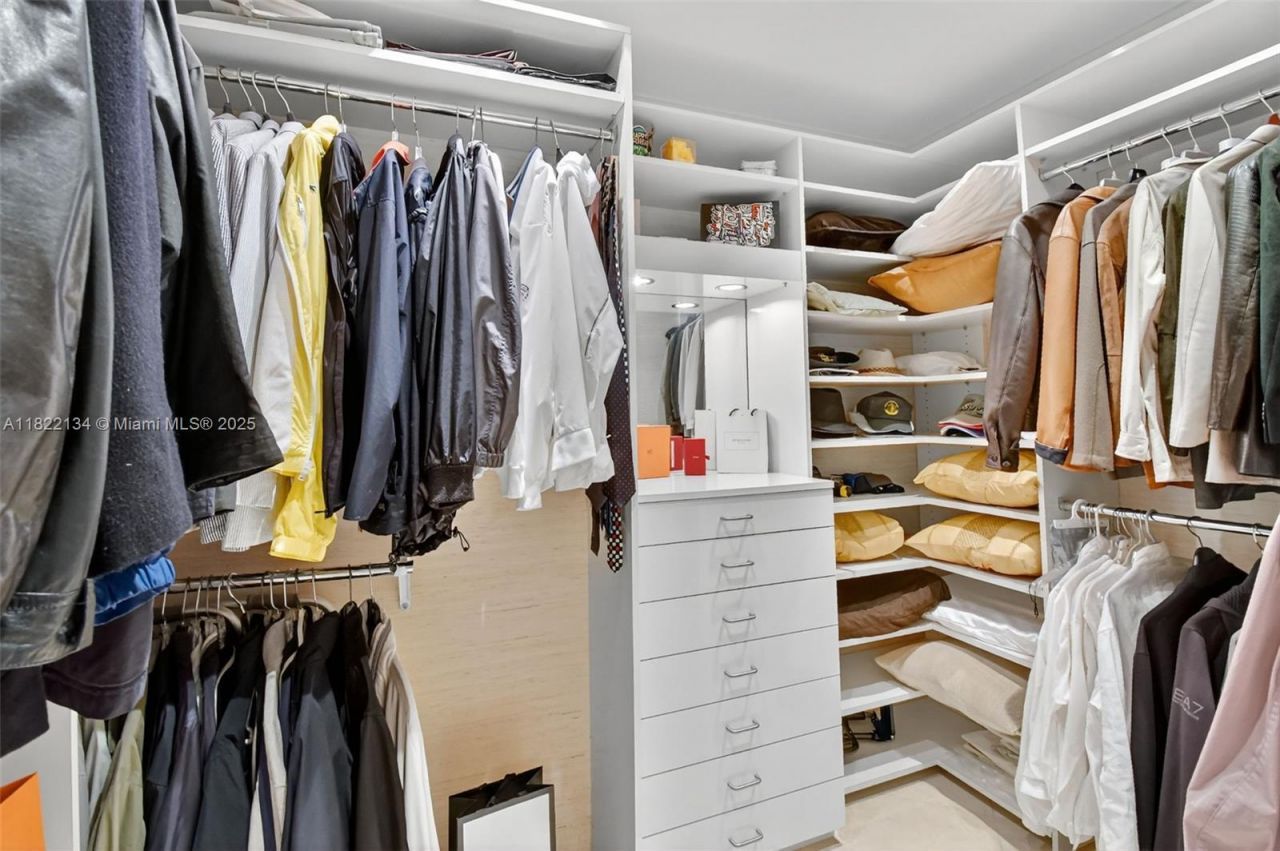 19925 NE 39th Pl, Unit 404, Aventura, FL 33180 Photo