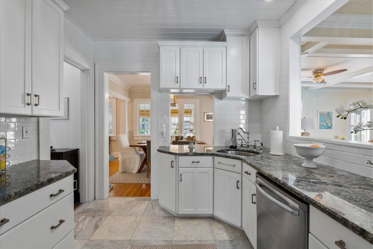 235 10th Avenue Ne, Saint Petersburg, FL 33701 Photo