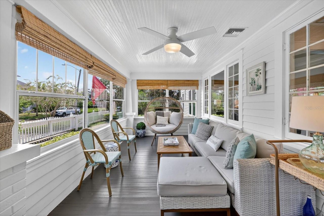 235 10th Avenue Ne, Saint Petersburg, FL 33701 Photo