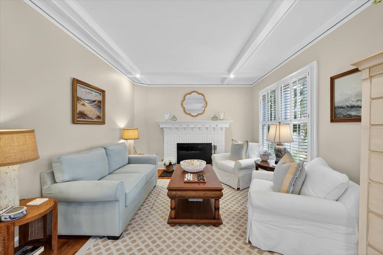 235 10th Avenue Ne, Saint Petersburg, FL 33701 Photo