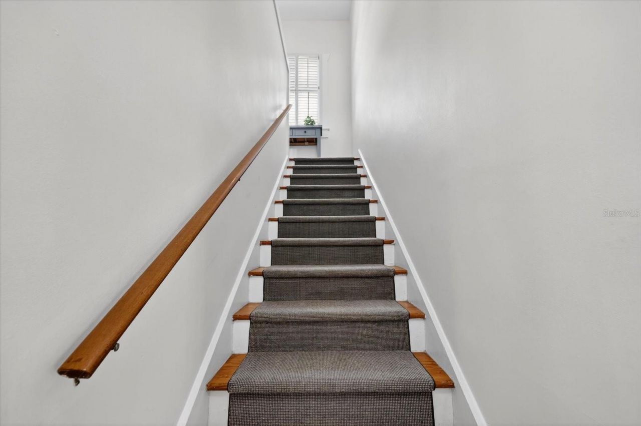 235 10th Avenue Ne, Saint Petersburg, FL 33701 Photo