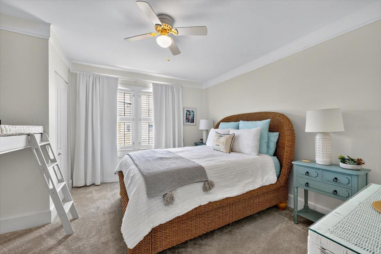 235 10th Avenue Ne, Saint Petersburg, FL 33701 Photo