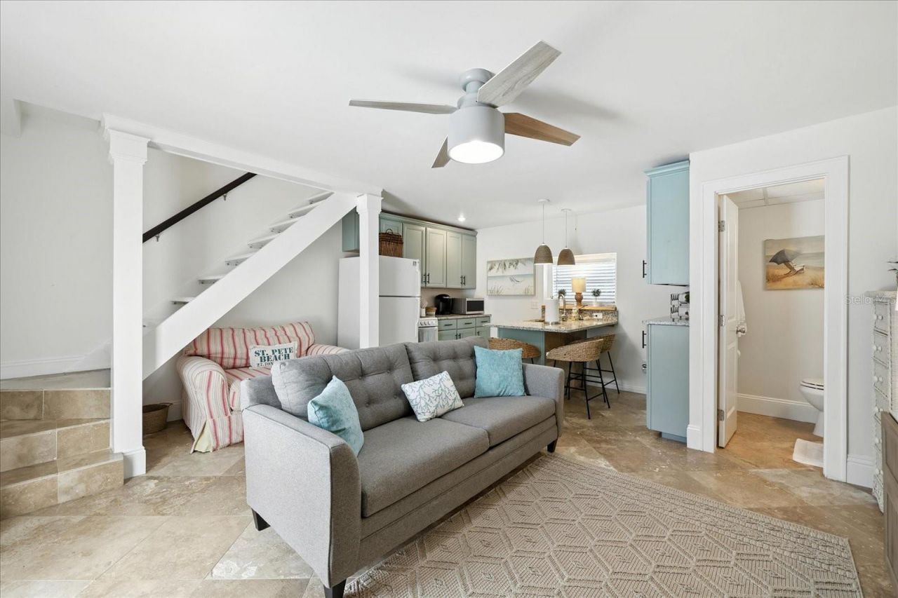 235 10th Avenue Ne, Saint Petersburg, FL 33701 Photo