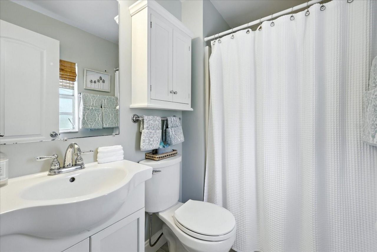 235 10th Avenue Ne, Saint Petersburg, FL 33701 Photo