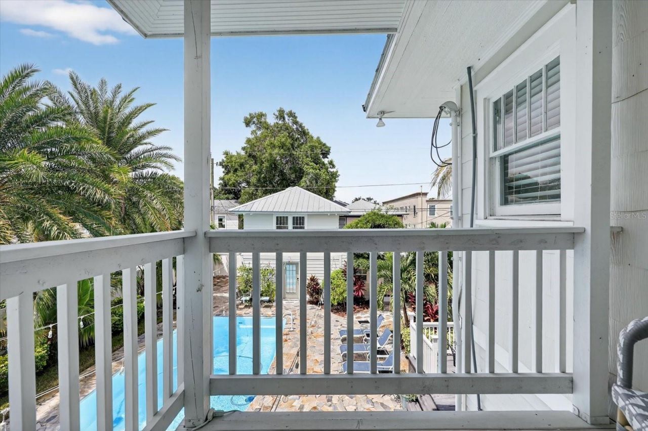 235 10th Avenue Ne, Saint Petersburg, FL 33701 Photo