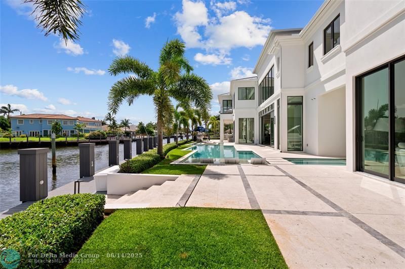 1200 SE 12th Ter, Deerfield Beach, FL 33441 Photo