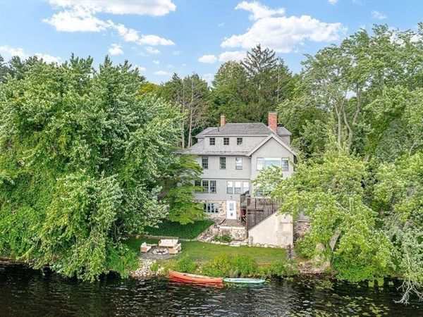 9 Lakeview Terrace, Winchester, MA 01890