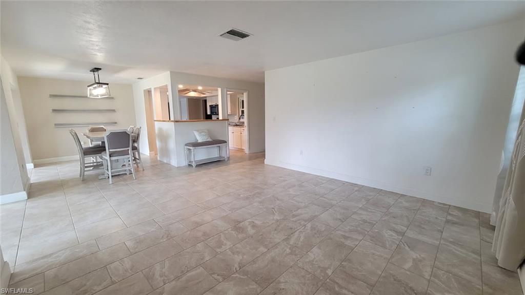 5549 Westwind Ln, Fort Myers, FL 33919 Photo