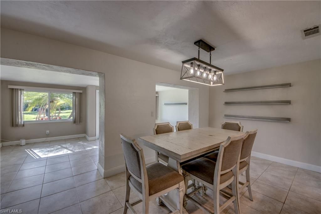5549 Westwind Ln, Fort Myers, FL 33919 Photo