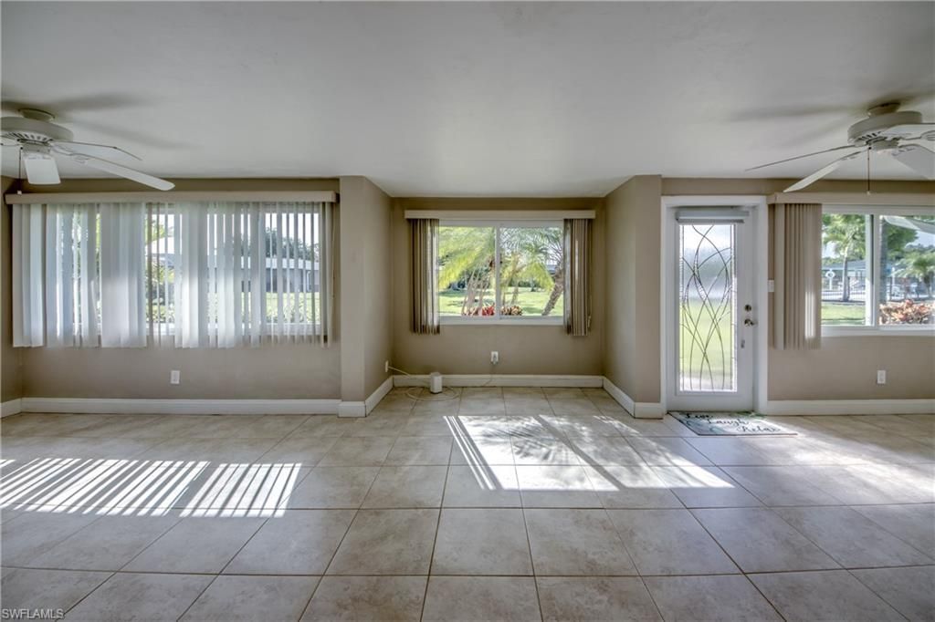 5549 Westwind Ln, Fort Myers, FL 33919 Photo