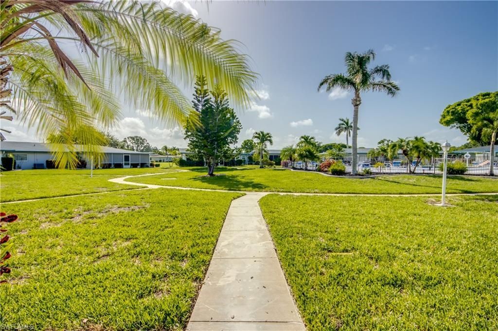 5549 Westwind Ln, Fort Myers, FL 33919 Photo