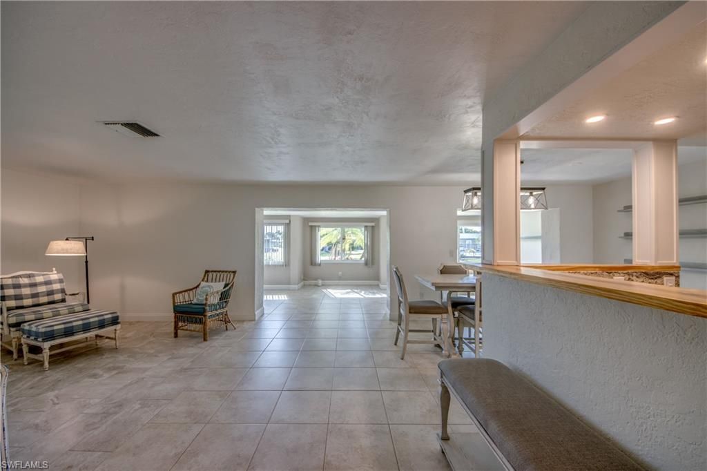 5549 Westwind Ln, Fort Myers, FL 33919 Photo