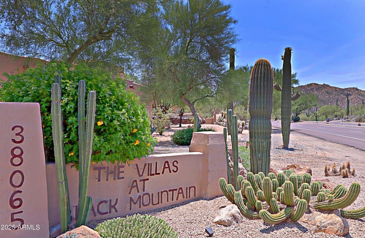 38065 N Cave Creek Road, Unit 2, Cave Creek, AZ 85331 Main Photo