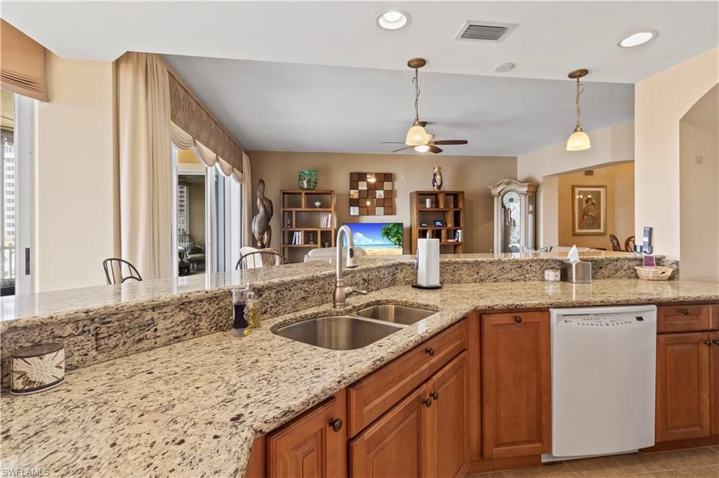 6021 Silver King Blvd, Unit 302, Cape Coral, FL 33914 Photo