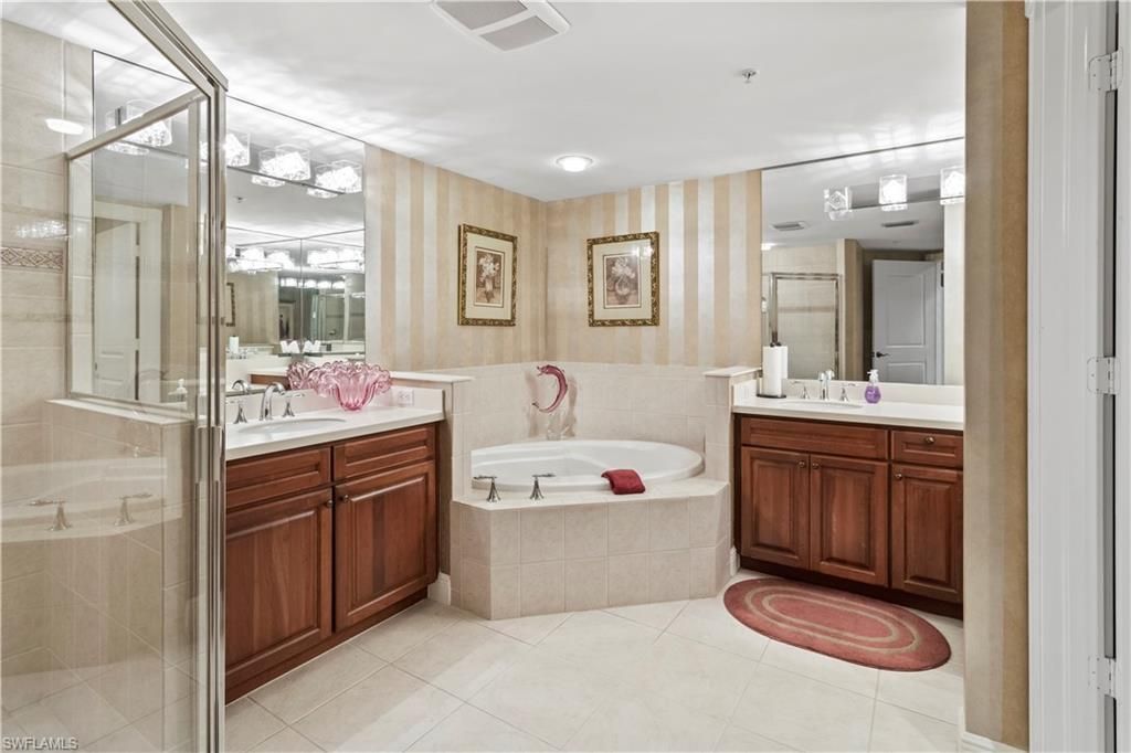 6021 Silver King Blvd, Unit 302, Cape Coral, FL 33914 Photo