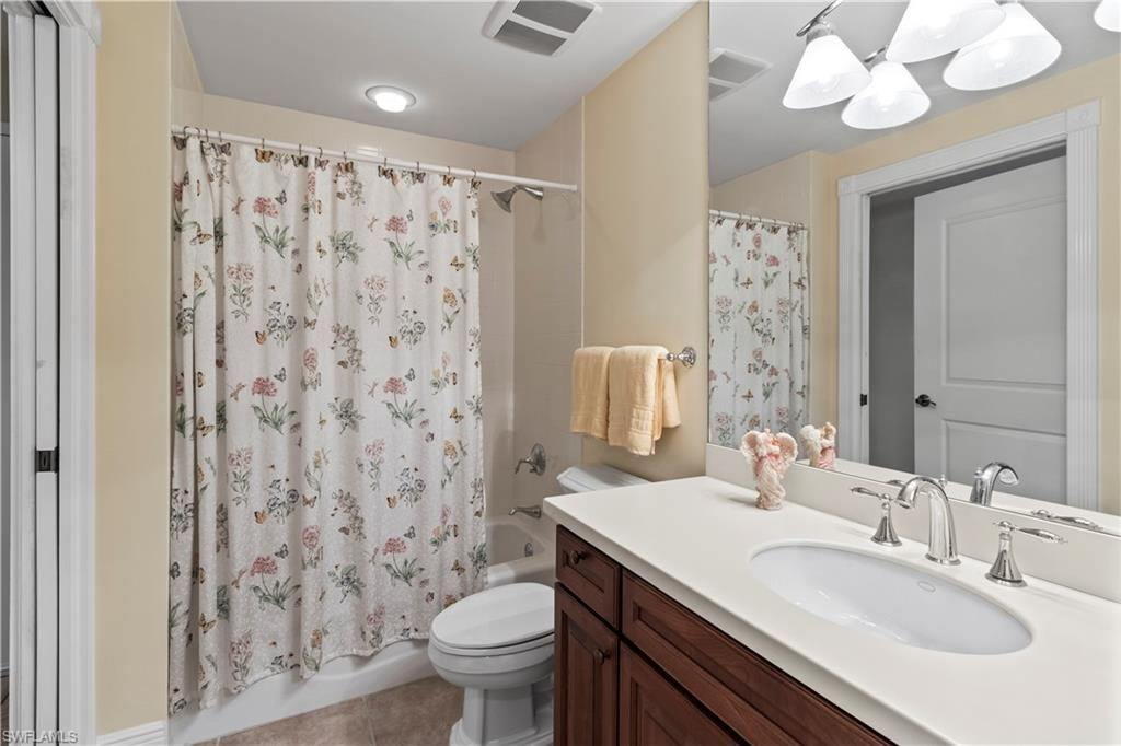 6021 Silver King Blvd, Unit 302, Cape Coral, FL 33914 Photo