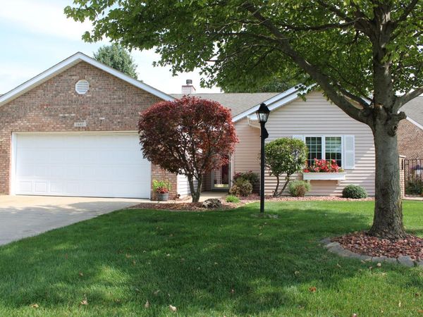 1641 Magnolia Drive, Hobart, IN 46342