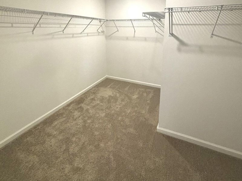 618 Lois Lane, London, OH 43140 Photo 18