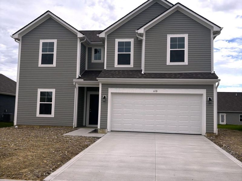 618 Lois Lane, London, OH 43140 Photo 2