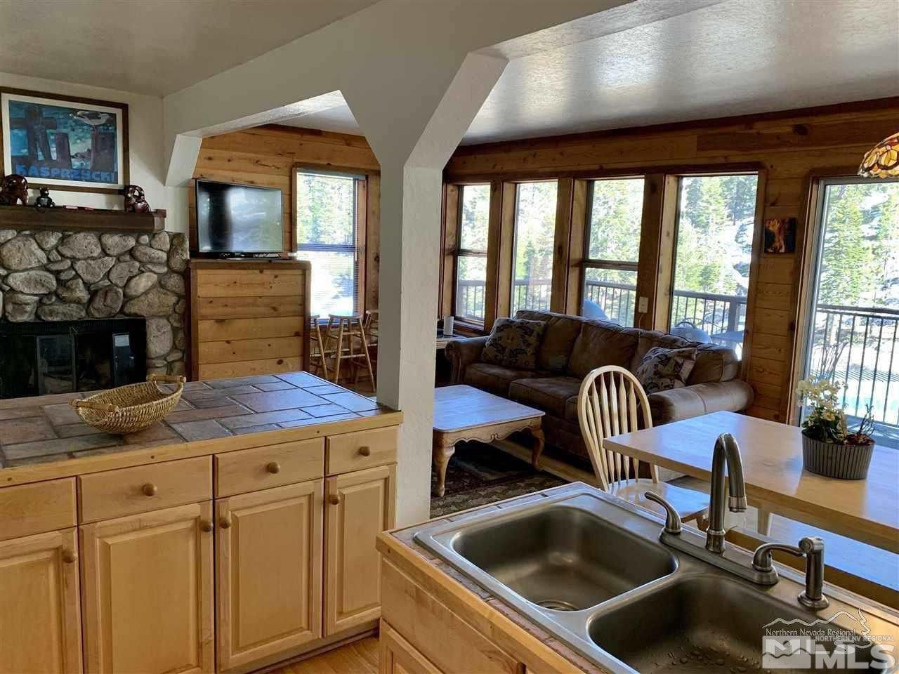 424 Quaking Aspen Lane Lane, Unit B, Stateline, NV 89449 Photo