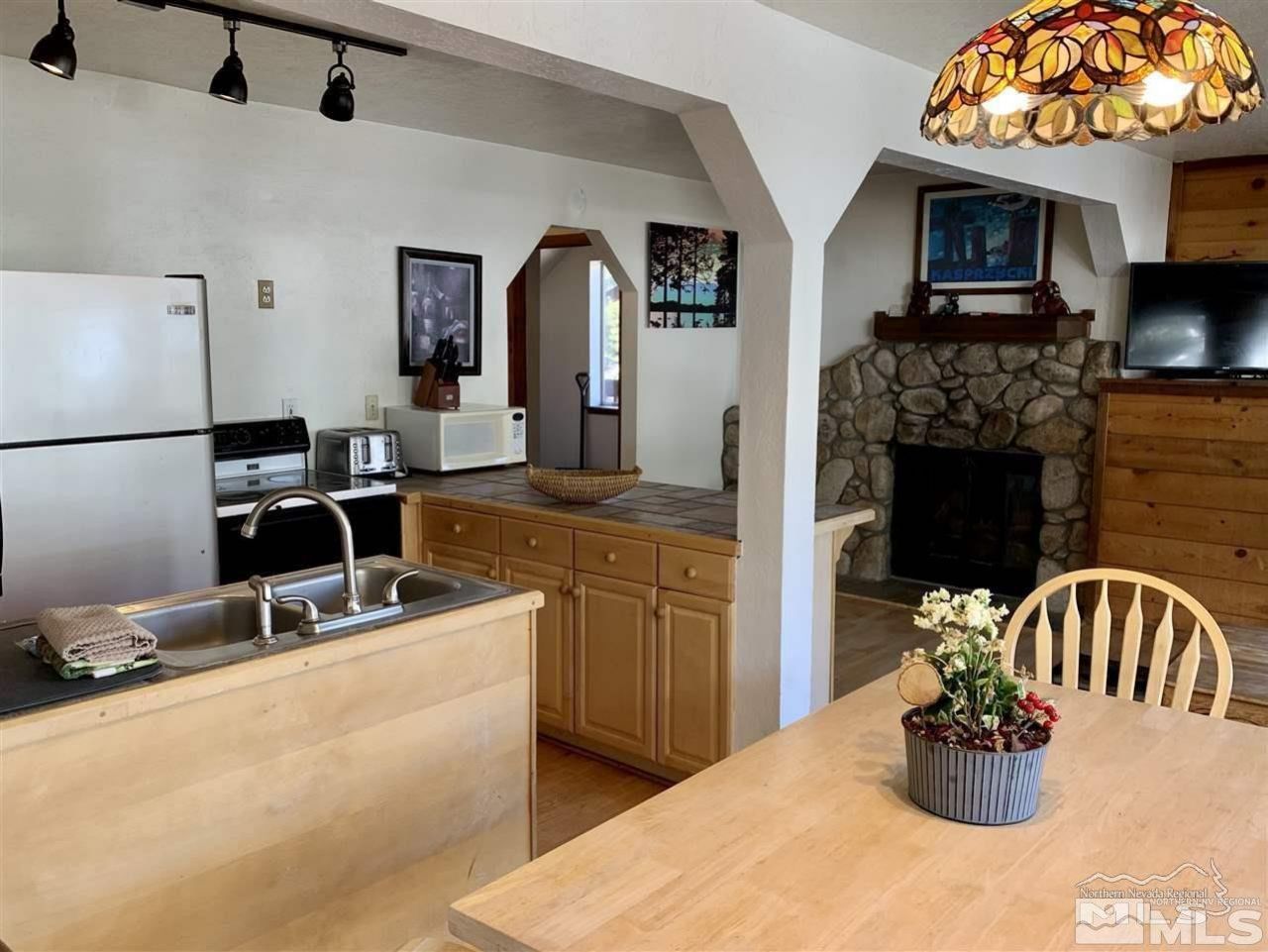 424 Quaking Aspen Lane Lane, Unit B, Stateline, NV 89449 Photo