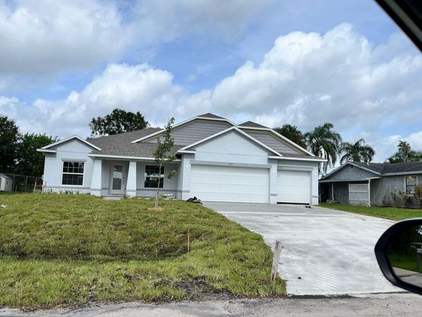 209 SW Christmas Terrace, Port Saint Lucie, FL 34984