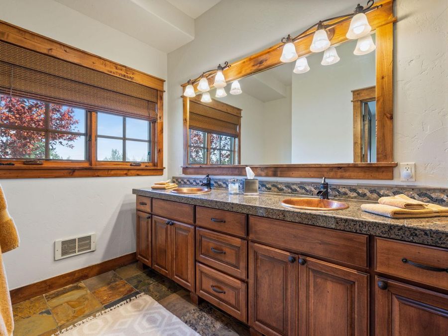 Property Image 81