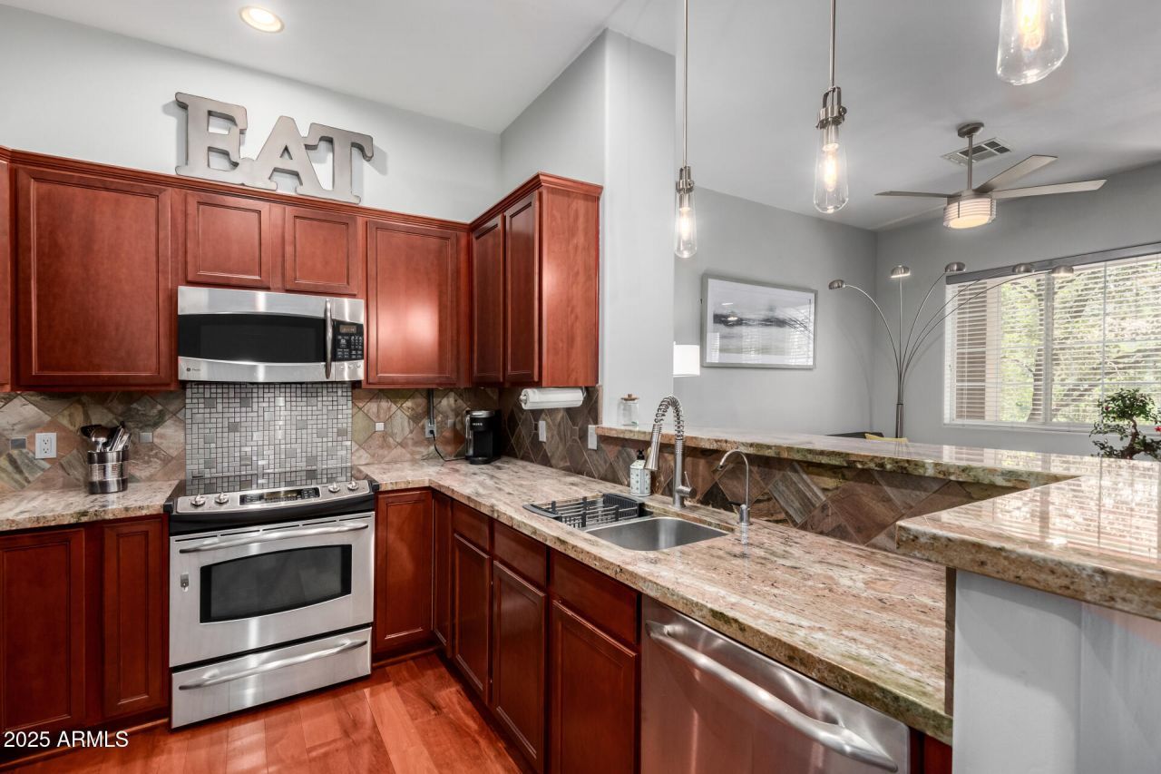 121 N California Street, Unit 35, Chandler, AZ 85225 Main Photo