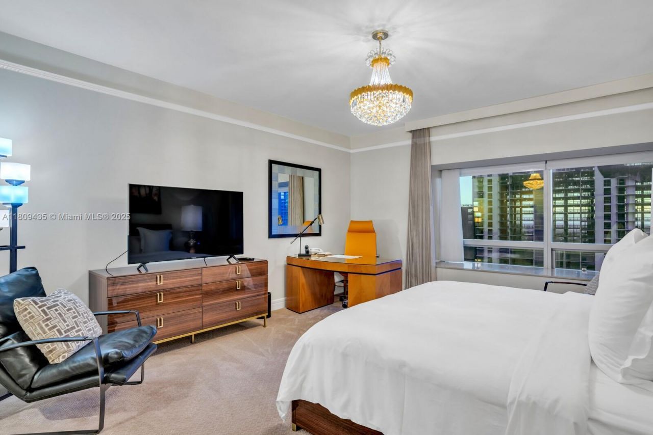 1435 Brickell Ave, Unit 3012, Miami, FL 33131 Photo