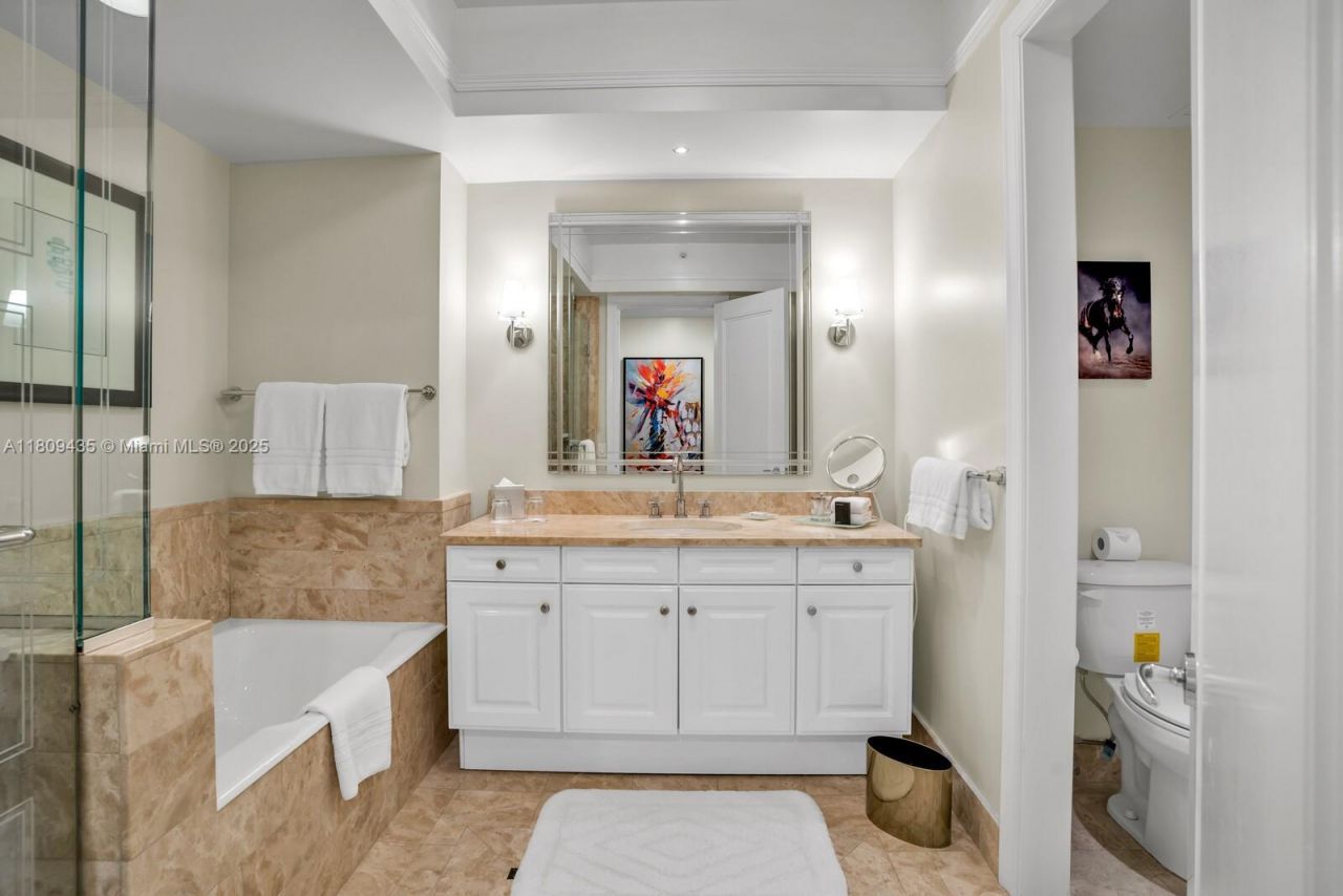 1435 Brickell Ave, Unit 3012, Miami, FL 33131 Photo