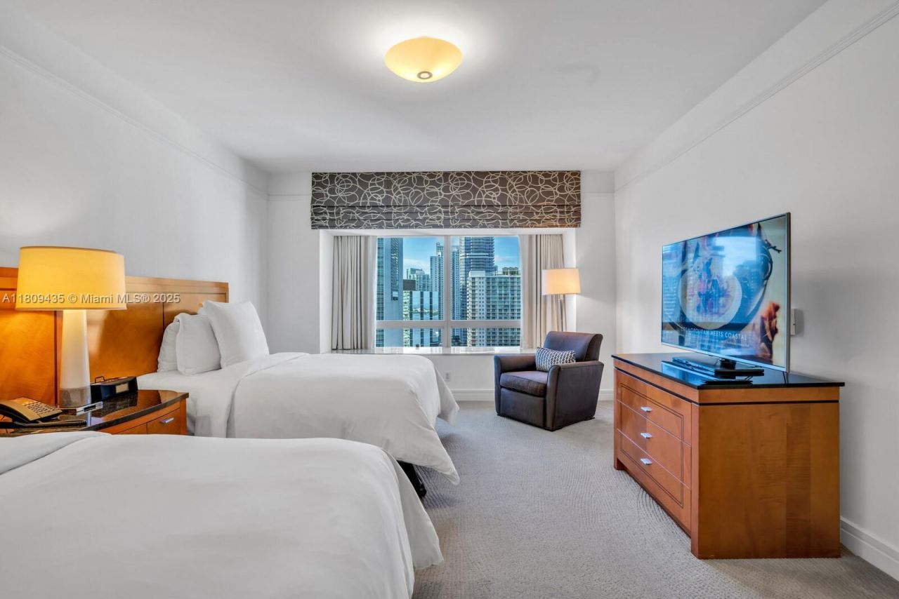 1435 Brickell Ave, Unit 3012, Miami, FL 33131 Photo