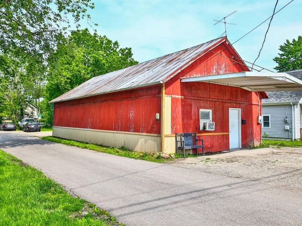 319 S Union Street, Bethel, OH 45106