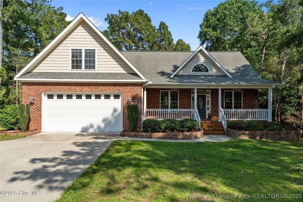 103 Sandspur Lane, West End, NC 27376 Main Photo